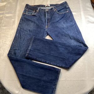 Levi’s 501 Men’s Dark Washed Denim Jeans